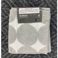 【アウトレット】丸眞 ドット柄（GY）　ハンドタオル2枚組 1パック（2枚入）
