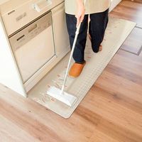 オカトー 拭けるインテリアマット45×180cm チューリップ 4905016019724 1個（直送品）