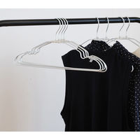 菊屋(KK) ガルジェアルミ回転式ハンガー3P 4965736095460 1個（直送品）