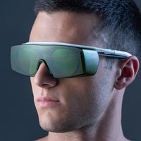 Univet レーザー用一眼型保護メガネ 5X7 UL―1005 5X7L0000651 1個 698-9378（直送品）