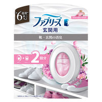 （セール）ファブリーズ 玄関用消臭芳香剤スイートピオニー & ミュゲ 1セット（1パック（本体+詰替1個）×3） P＆G