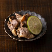 国産鶏の砂肝とエリンギのアヒージョ AKOMEYA TOKYO/アコメヤ