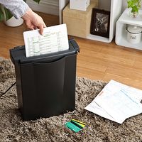 サンワダイレクト 電動シュレッダー(家庭用・ストレートカット・6枚細断・連続2分使用・カード対応) 400-PSD012 1台（直送品）