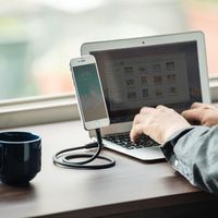 サンワダイレクト ライトニングケーブル（フレキシブルケーブル・Apple MFi認証品・充電・同期・60cm・ブラック） 500-IPLM022 1本（直送品）