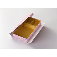 瑞光明 料理・弁当箱 華雅シリーズ 貼箱タイプ 大 華桜 桃 金カップ付（3） v1322hmdhpypigg1jg2 1ケース（100個入）（直送品）