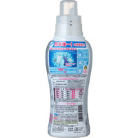 【旧品】ソフラン プレミアム消臭 フローラルアロマの香り 本体　550mL 1個 柔軟剤 ライオン