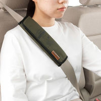 ボンフォーム ファンシー スヌーピーネイチャー シートベルトパッド 25x8cm グリーン 7242-16GN 1個（直送品）