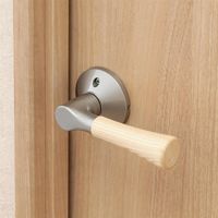 マツ六 リフォーム用レバー錠 木製通路用 シルバー 8588300 1個（直送品）