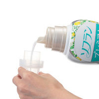 ソフラン プレミアム消臭プラス　フルーティーグリーンアロマの香り 本体620mL　 ライオン