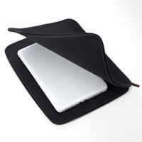 サンワサプライ 低反発3Dメッシュケース(17.3インチ) IN-SG17BK 1個