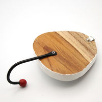 トモ・コーポレーション フック カービングフック シマエナガ 木製 477895 1個（直送品）