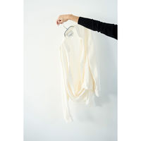 清水産業株式会社 MAWA×小山田早織コラボ スリムレディースハンガー シルバーグレー 60本組 120659 1セット(60個入)（直送品）