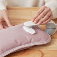 ライフオンプロダクツ カバーなしで使える 蓄熱式湯たんぽ スモーキーピンク LCAWA007-SP 1台