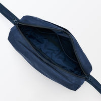 無印良品 背面ポケット付き 撥水ショルダーバッグ ライトネイビー タテ１７×ヨコ２８×マチ６ｃｍ 良品計画