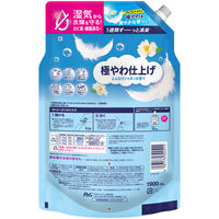 レノア 超消臭1WEEK 極やわ仕上げふんわりシャボン 詰め替え 超メガ特大 1900mL 1セット（1個×4） 柔軟剤 P＆G