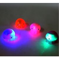 サンタン 光るレインボークラゲバスボール 4525636253515 80G×24点（直送品）