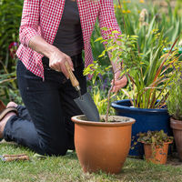 ASTRANS Hand Spade Carbon Steel ハンドシャベル 00560 1個（直送品）