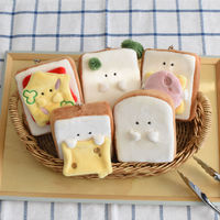 逸品社 キーホルダー もちっと食ぱんさん マスコット ハムチーズ 485484 1個（直送品）