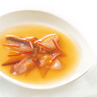 モンプチ スープ まぐろスープ かにかま・かつお節入り 40g キャットフード ウェット パウチ