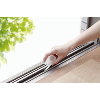 サッシブラシ ミゾ掃除 へら付 きれいに暮らす。ホワイト 1本 マーナ