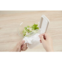 調味料ポット 調味料ケース ホワイト 1個 マーナ 小さじスプーン付 調味料入れ キッチン用品