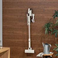 ライフオンプロダクツ 自立式コードレススティッククリーナー 2種のアタッチメント付 PBACN002-OW 1台