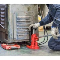 今野製作所 イーグル 低床・レバー回転・安全弁付爪つきジャッキ 爪能力8t ET-160 1台 677-1817（直送品）