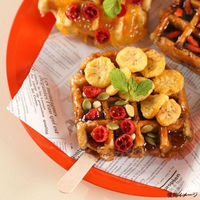 ニシキ 刺身・鮮魚容器 D-25 真朱  2100252660 300枚(25枚×12)（直送品）