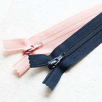 日本紐釦貿易(Nippon Chuko) Y.K.K フラットニットファスナー 40cm 同色10本入り col.030 FN40-030（直送品）