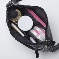 エルシオン キャティフェラーリ ショルダーバッグ ブラック B-CFL15561BK 1箱（直送品）