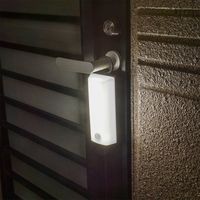 オーム電機 LEDテイエントウ B200JFー3 06-0854 1個