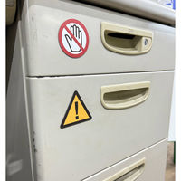 グリーンクロス ＪＩＳ警告標識ピクトサインマグネットＷ１００　３枚セット　ＣＡＶー１１Ｍ　昇降注意　1セット(3枚入)（直送品）