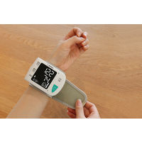 ドリテック 手首式血圧計 ホワイト BM-111WT 1個