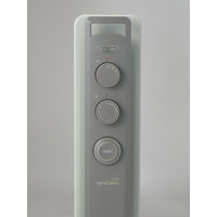 デロンギ ヴェルティカルドオイルヒーター RHJ21F1015-LG 1台