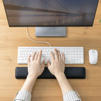 サンワサプライ 低反発リストレスト(W450mm・抗菌) TOK-MU6BK-L 1個（直送品）