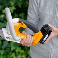 エスコ DC18V/300mm ヘッジトリマー(充電式) EA898RE-26A 1台（直送品）