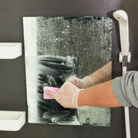 鏡の水あか取り 200g 鏡 ガラス 水あか 鱗状痕 洗剤 掃除 風呂 洗面所 1個 日本ミラコン産業