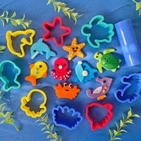 銀鳥産業 ねんどぬき型&ローラー うみのいきもの 知育玩具 おうち遊び 粘土 ねんど 462-310 1セット(3個)