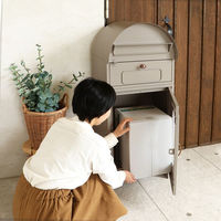 【軒先渡し】ヤマソロ ラグラス 宅配ボックス付きポスト 幅450×奥行365×高さ1100mm グレージュ 73-745 1台（直送品）