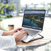 サンワサプライ ノートパソコン用モバイルスタンド(角度調整・折りたたみタイプ) PDA-STN53BK 1個（直送品）