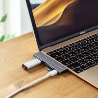 サンワサプライ USB Type-C コンボ スリムハブ USB-3TCH21SN 1個（直送品）