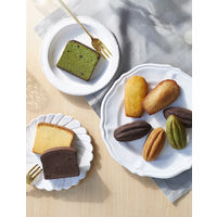 〈GODIVA〉パティスリー アソートメント （18個入） 1箱 三越伊勢丹 紙袋付 手土産ギフト ギフト お中元 敬老の日