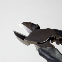 フジ矢 電工名人偏芯薄刃ニッパ 7700N-175BG 1丁