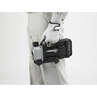 パナソニック　Panasonic　【DUAL】　充電真空ポンプ（14.4V/18V両用）　本体のみ　ブラック　EZ46A3X-B　（直送品）
