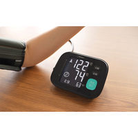 ドリテック 上腕式血圧計 ブラック BM-212BK 1台