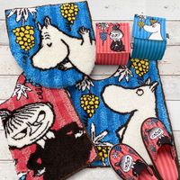 ヨコズナクリエーション トイレマット ムーミン ロストインザバレー 55×60cm ムーミン 395391 1個（直送品）