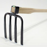 相田合同工場 四本万能鍬 3.5尺柄 AD-211 1本（直送品）