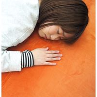 萩原 撥水低反発ラグ マシュマロ 幅1850×奥行1850mm オレンジ 240602821 1枚（直送品）