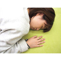 萩原 撥水低反発ラグ マシュマロ 幅1900×奥行2400mm グリーン 240602836 1枚（直送品）