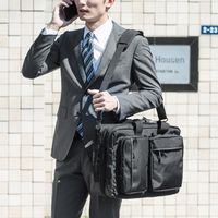 サンワダイレクト 3WAYビジネスバッグ（リュック対応・メッシュ使用・大容量・32L） 200-BAG135BK 1個（直送品）